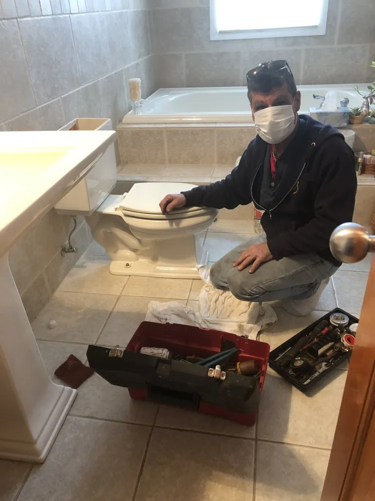 Slide of Lenny's Plumbing & Heating