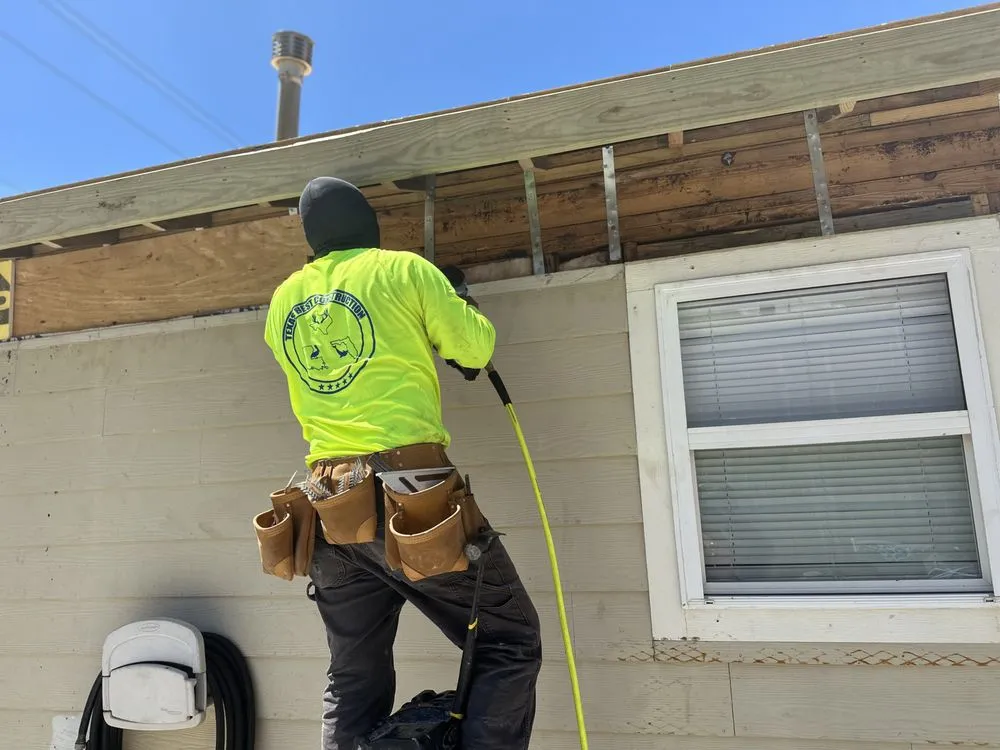 Slide of Leo Chavez Remodeling