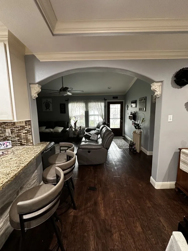 Slide of Leo Chavez Remodeling