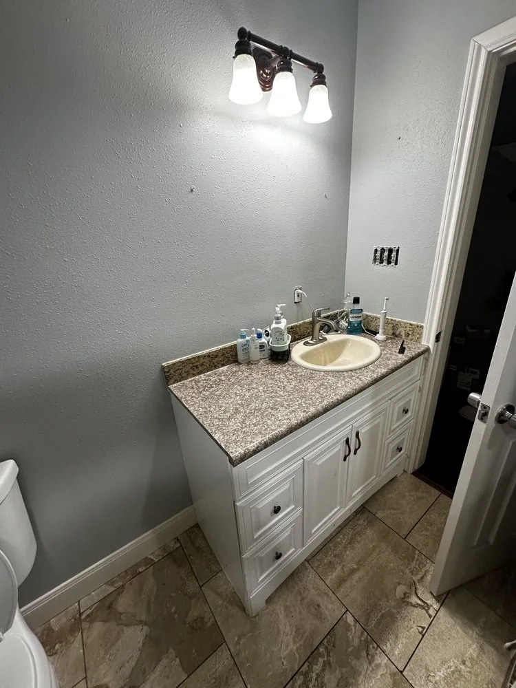 Slide of Leo Chavez Remodeling