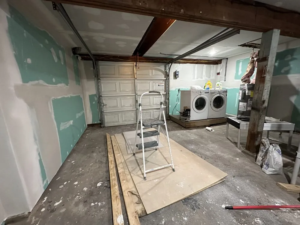 Slide of Leo Chavez Remodeling