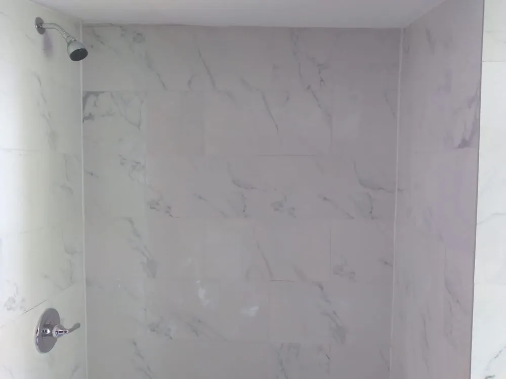 Slide of Leo Handyman And Remodeling