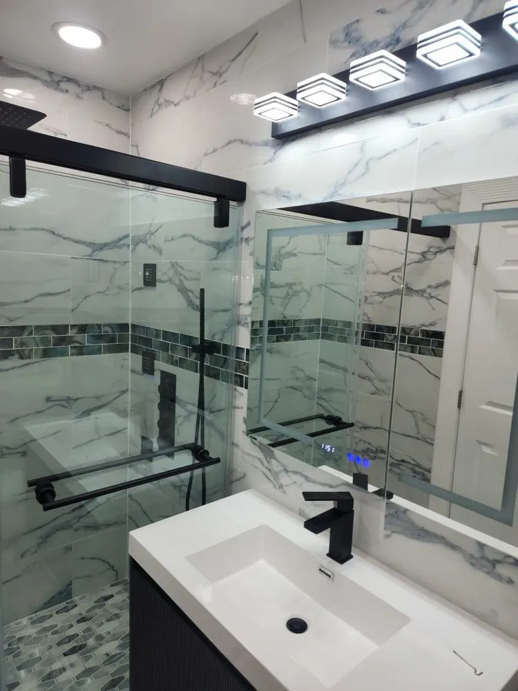 Slide of Leon Home Improvement