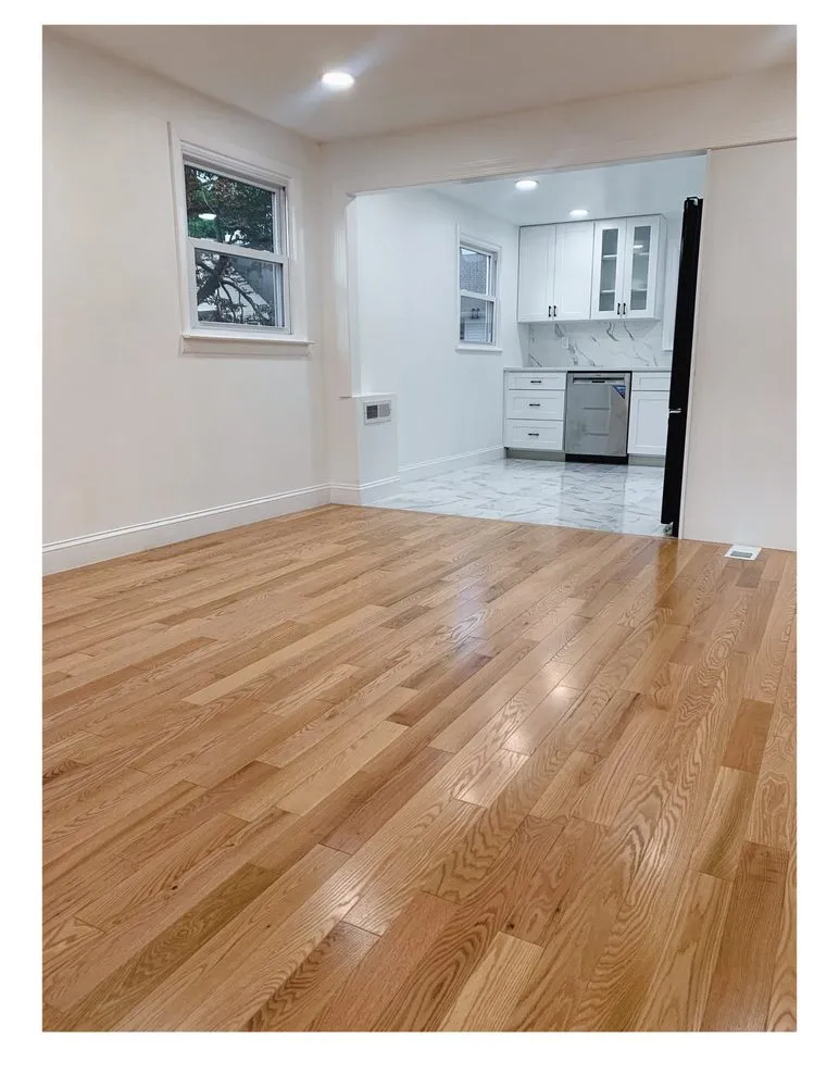 Slide of Leon Home Improvement