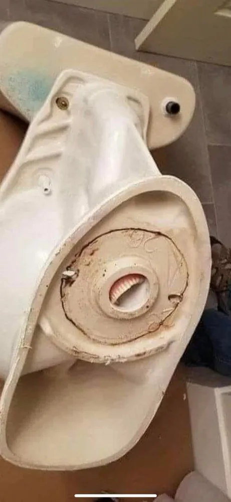 Slide of Leonards 24 Hour Service