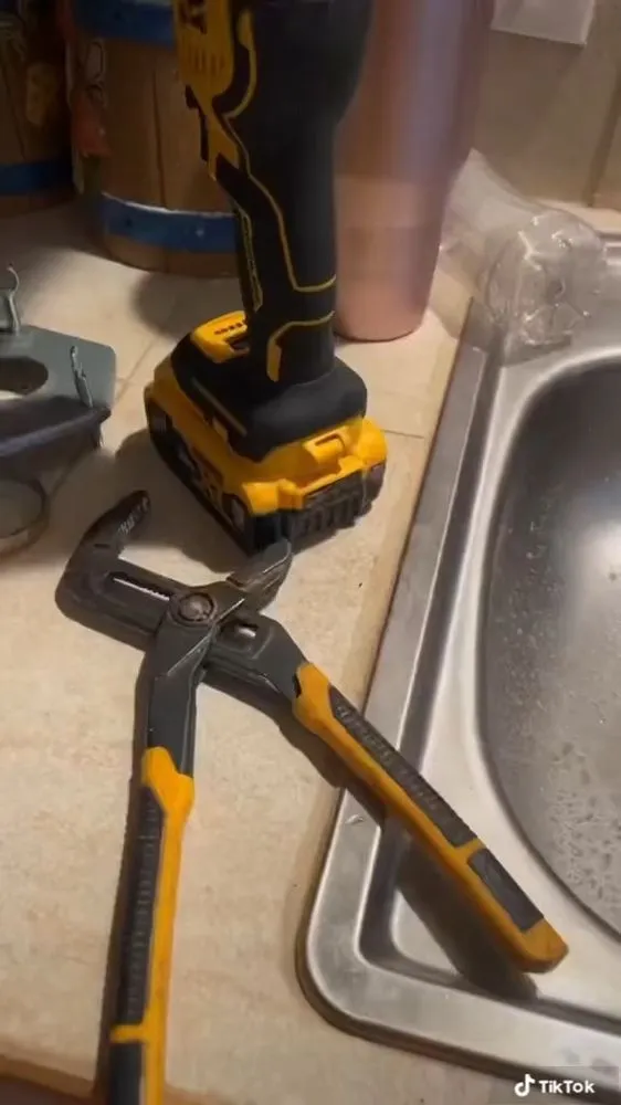 Slide of LeonCo home dev