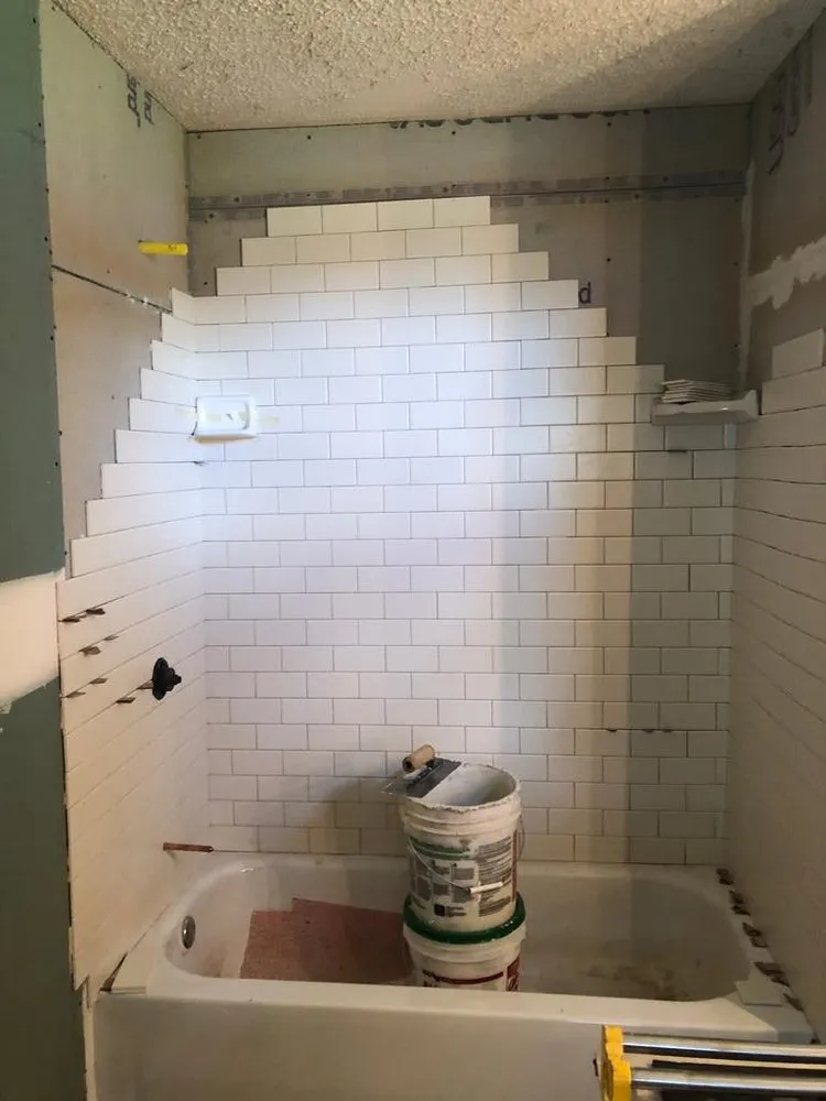 Slide of Leonel Construction Services