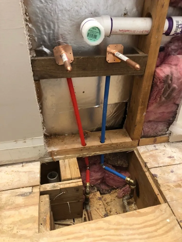 Slide of Leonel Construction Services