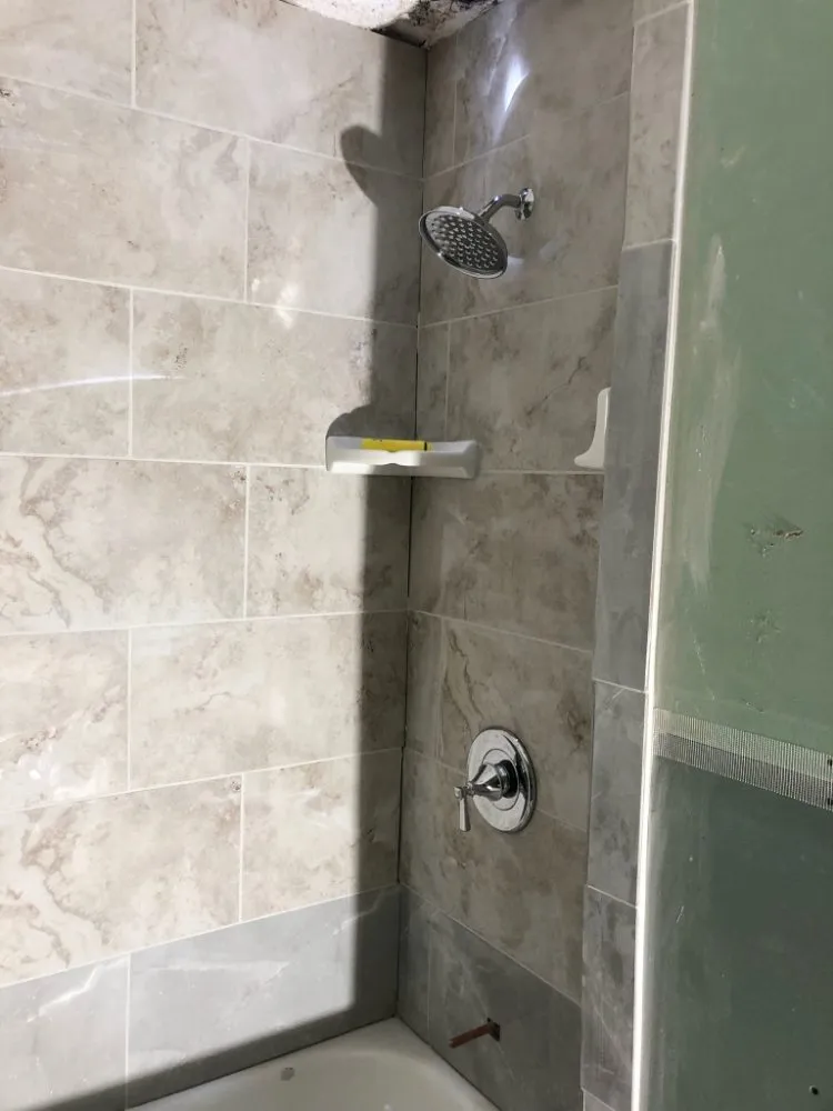 Slide of Leonel Construction Services