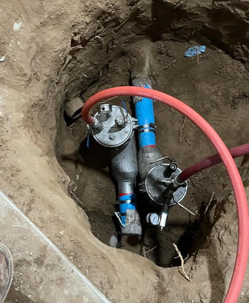 Slide of Leon’s Plumbing