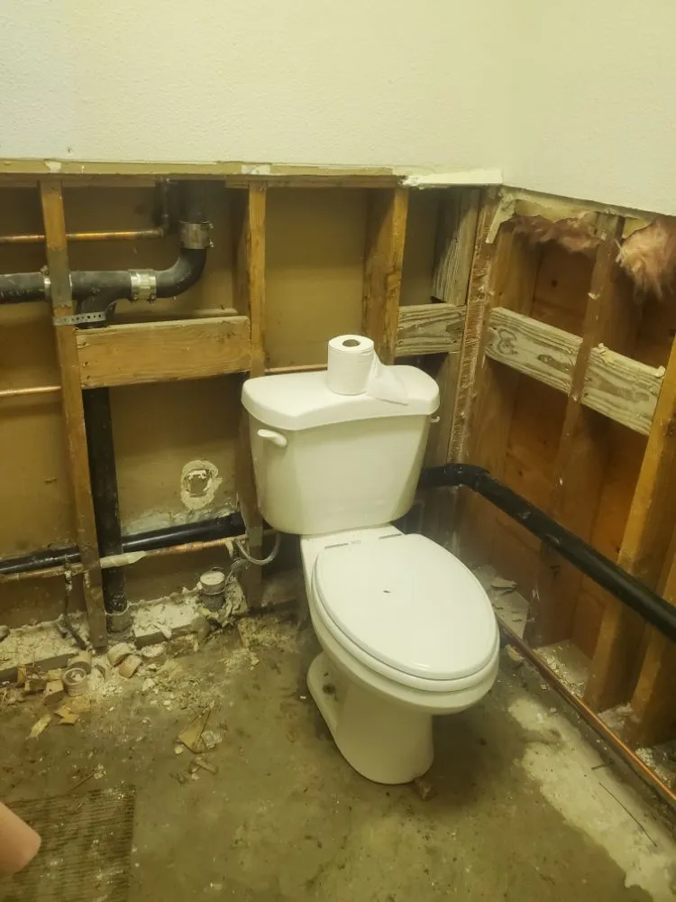 Slide of Leon's Rooter Plumbing