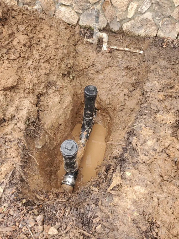 Slide of Leon's Rooter Plumbing