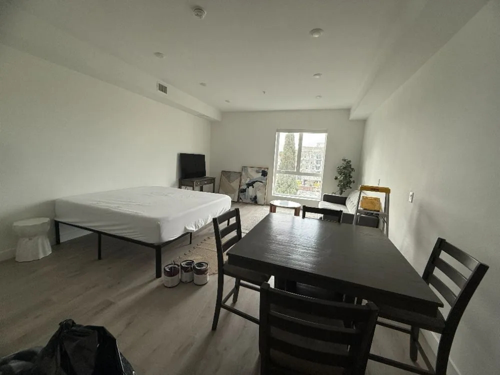 Professional water heater service service in Los Angeles, CA - Leos Painting and Cleaning Services