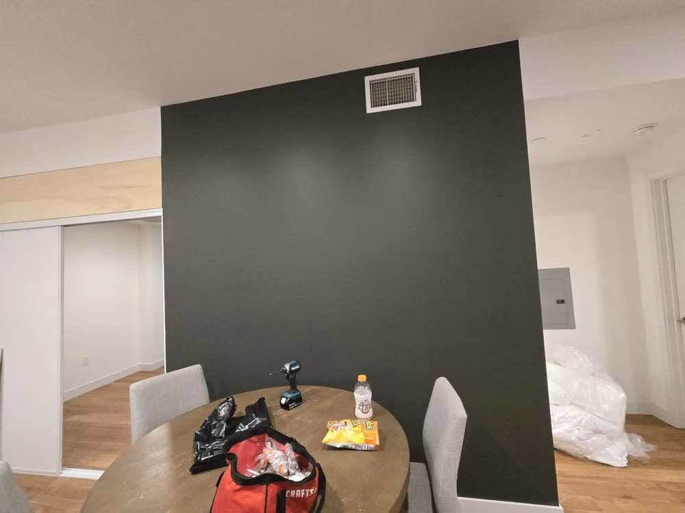 Slide of Leos Painting and Cleaning Services