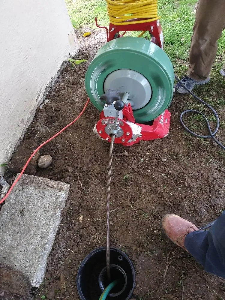 Slide of Leo's Plumbing Repair