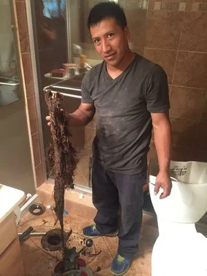 Leo's Plumbing Repair