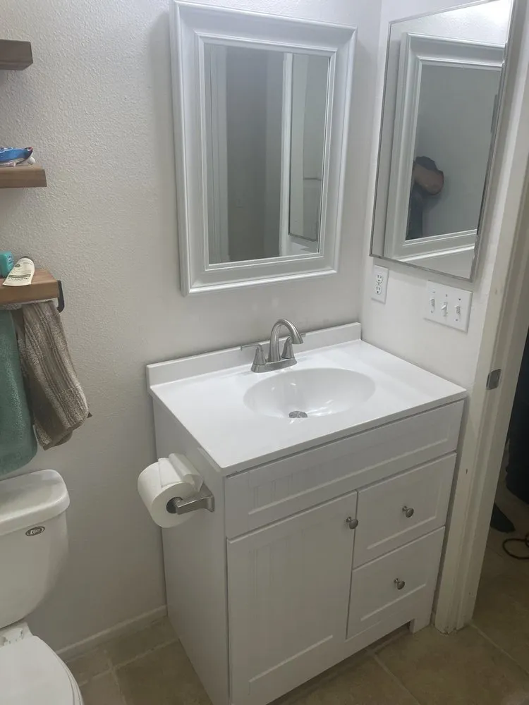 Slide of LeosPlumbing24Seven