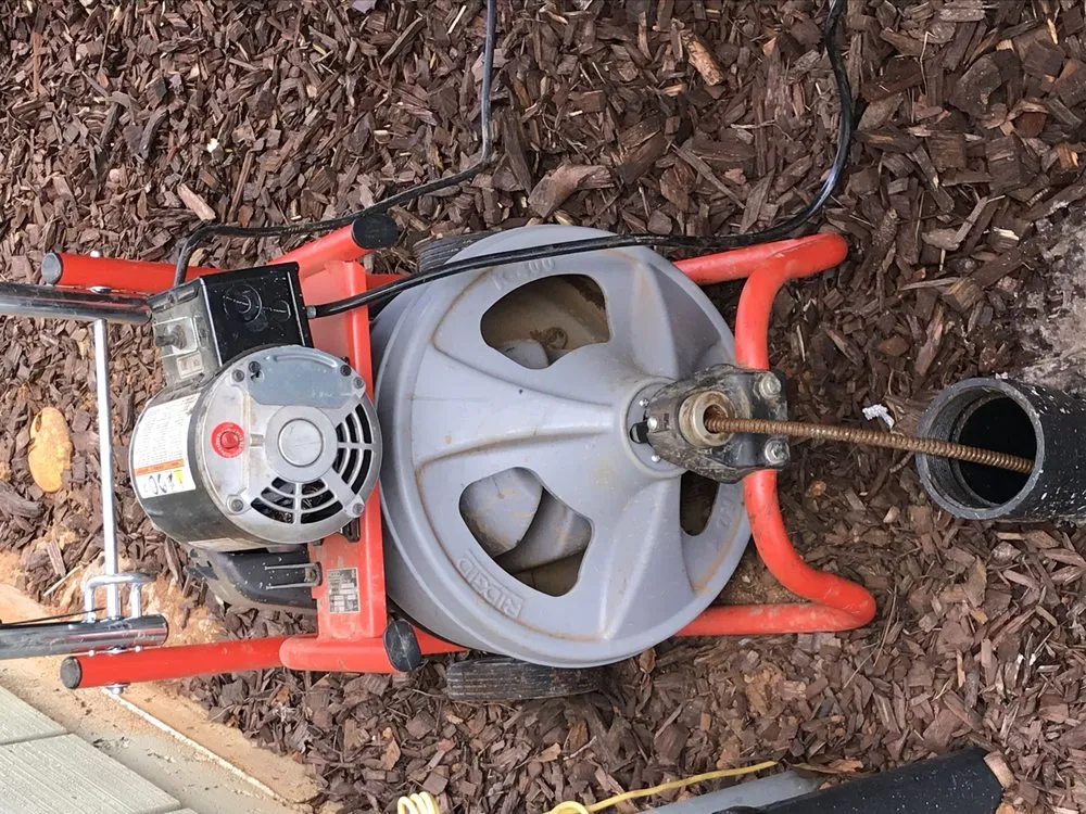 Slide of LeosPlumbing24Seven