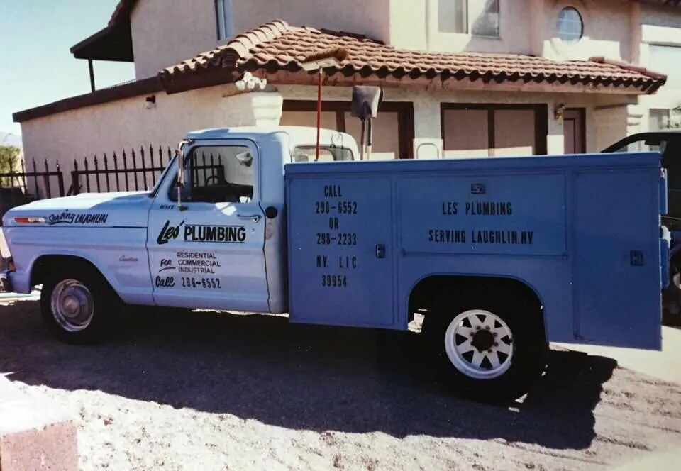 Slide of Les' Plumbing Service