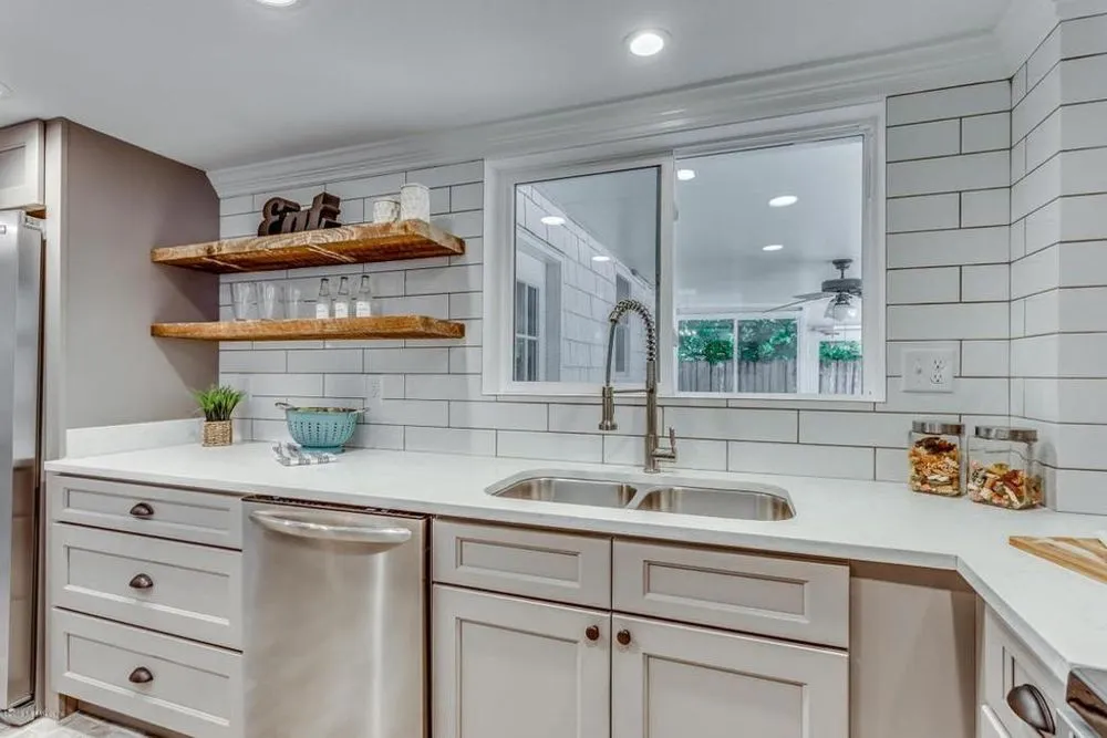 Slide of Lettow Plumbing & Restoration