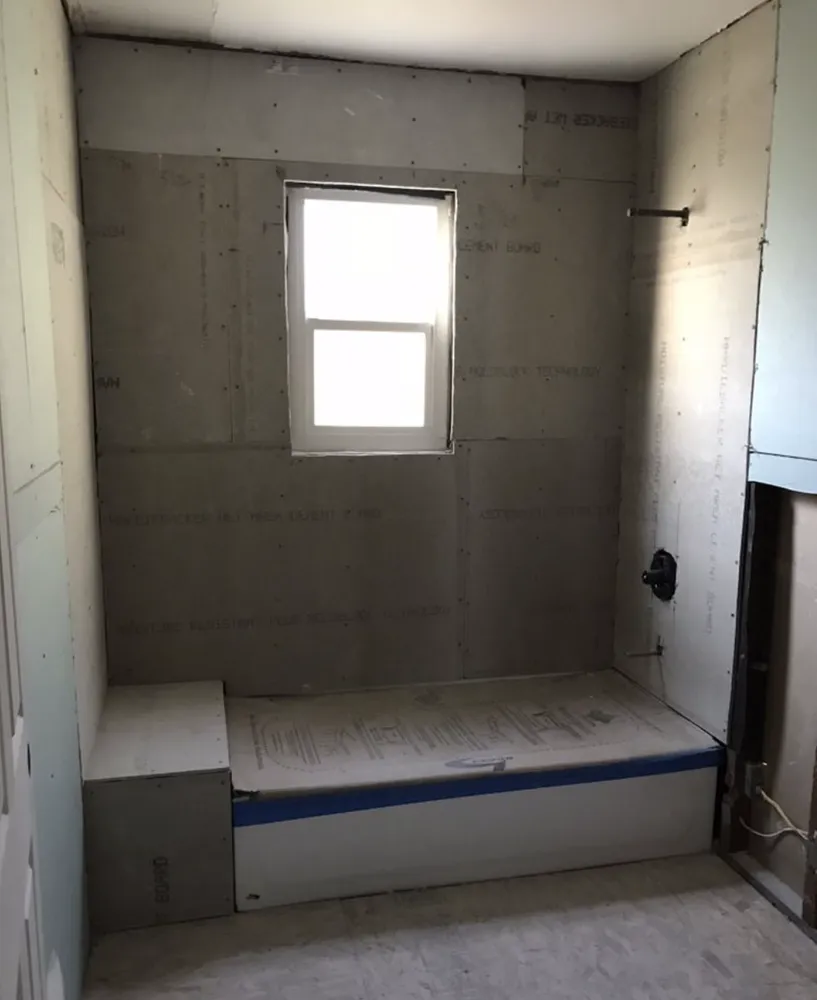 Slide of Levi Does It