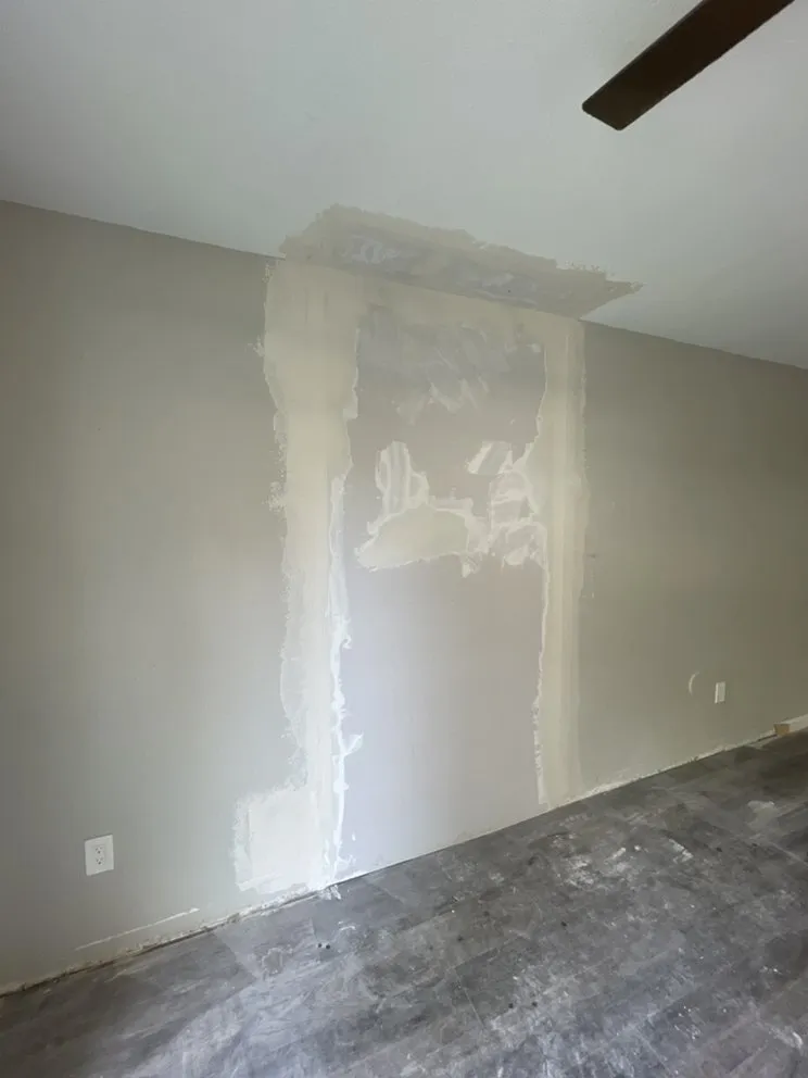 Slide of Levis Handyman