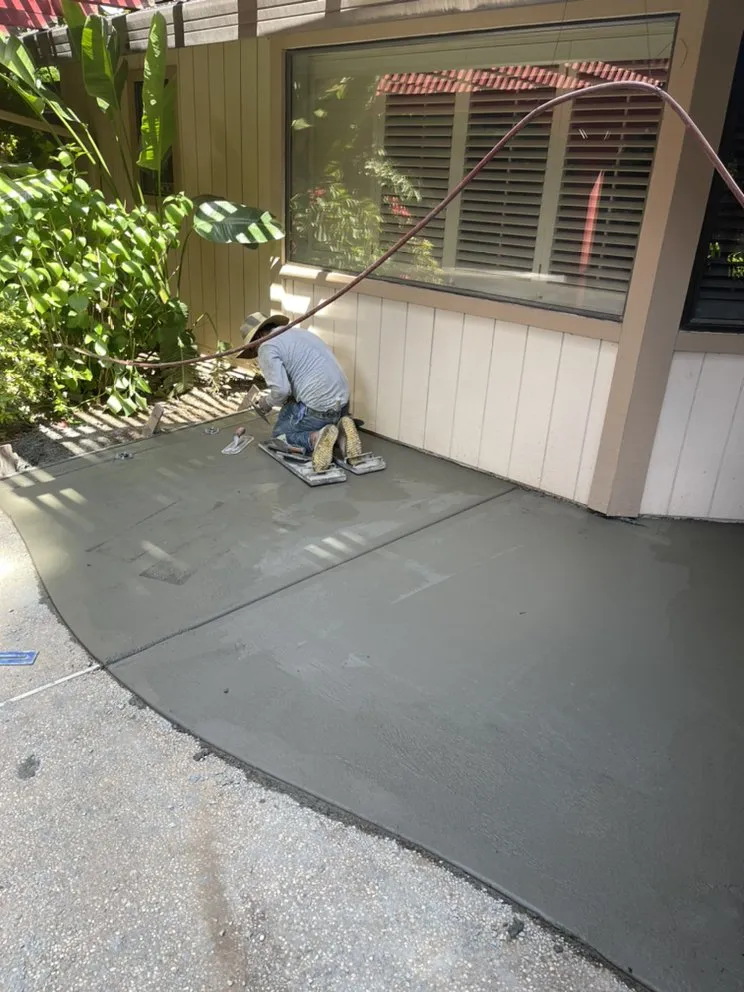 Slide of Levis Handyman