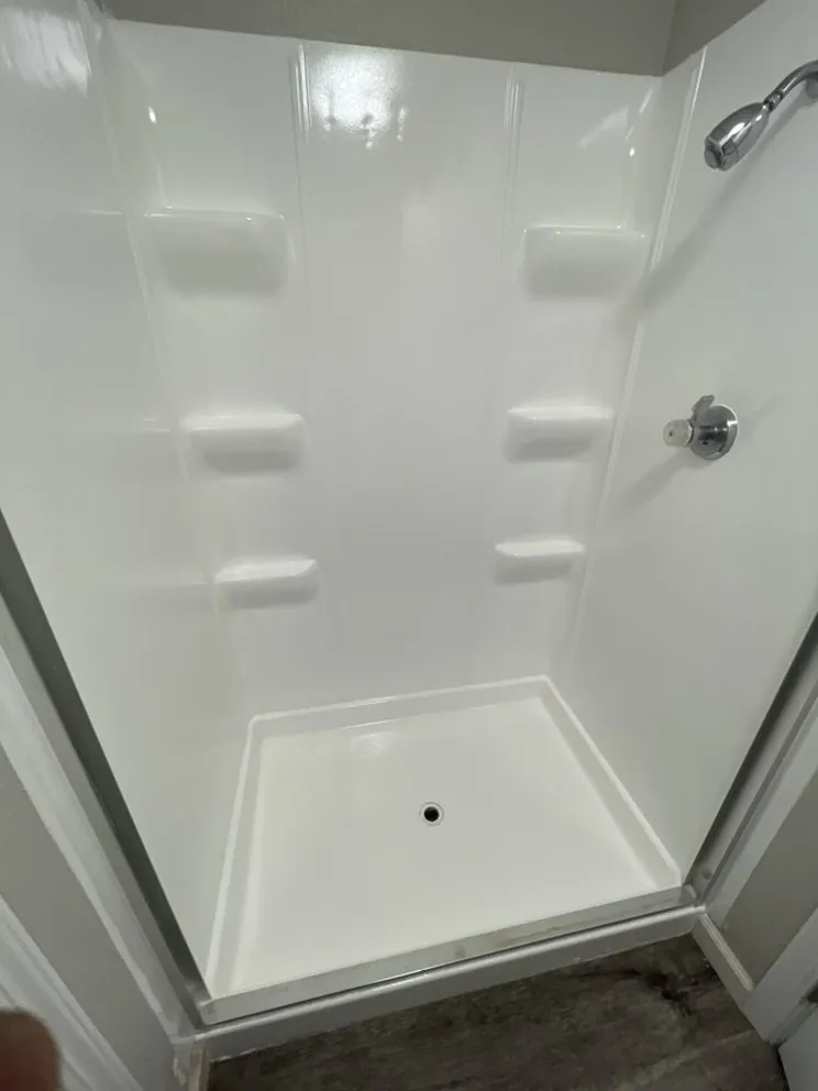 Slide of Levis Handyman