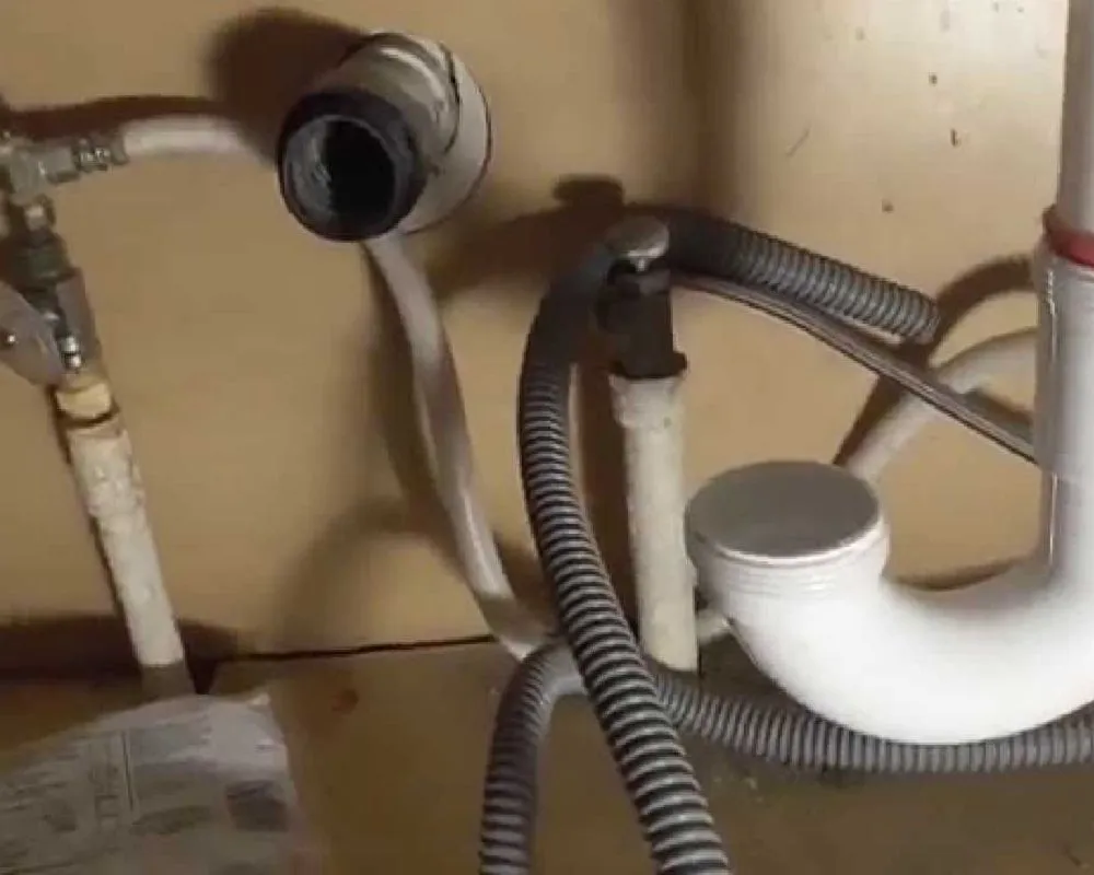 Slide of Lewis Plumbing and Drain