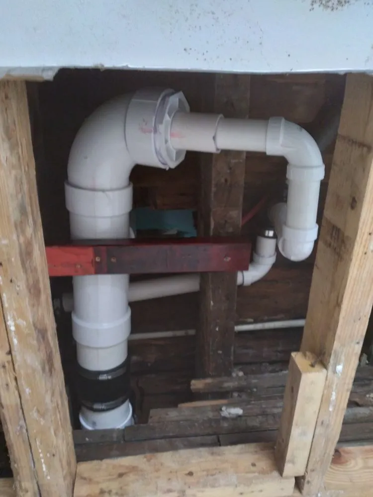 Slide of Leyvas' Construction