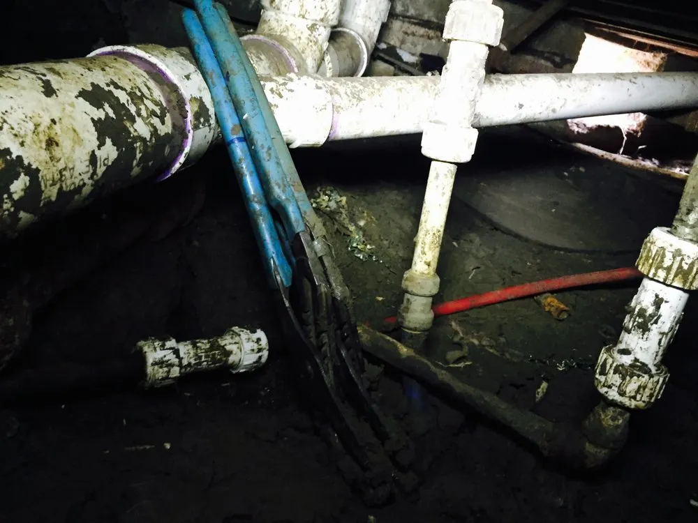 Slide of L&F Plumbing