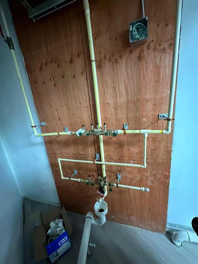 Emergency water heater service service in Fort Washington, MD - LG Construction