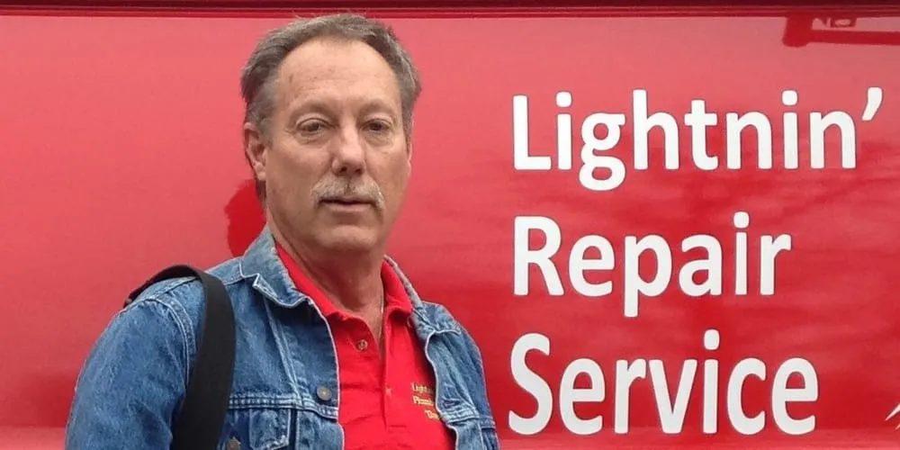 Slide of Lightnin' Repair Service