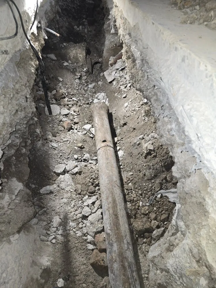 Reliable water heater service experts serving Chicago, IL - Lil Green Plumbing & Sewage llc