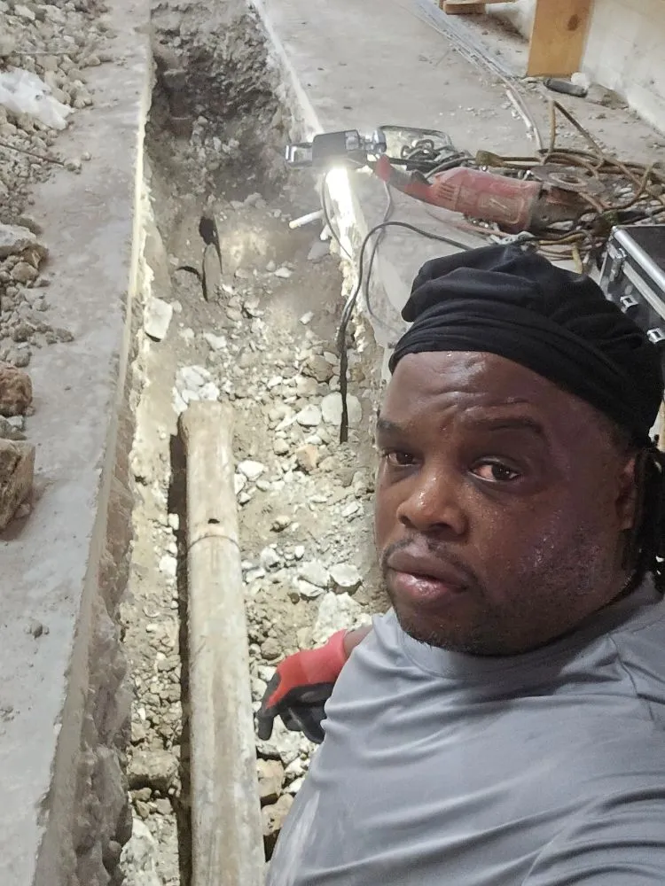 Slide of Lil Green Plumbing & Sewage llc