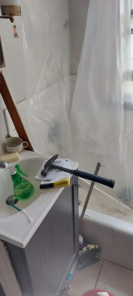 Slide of Lil John Handyman Service