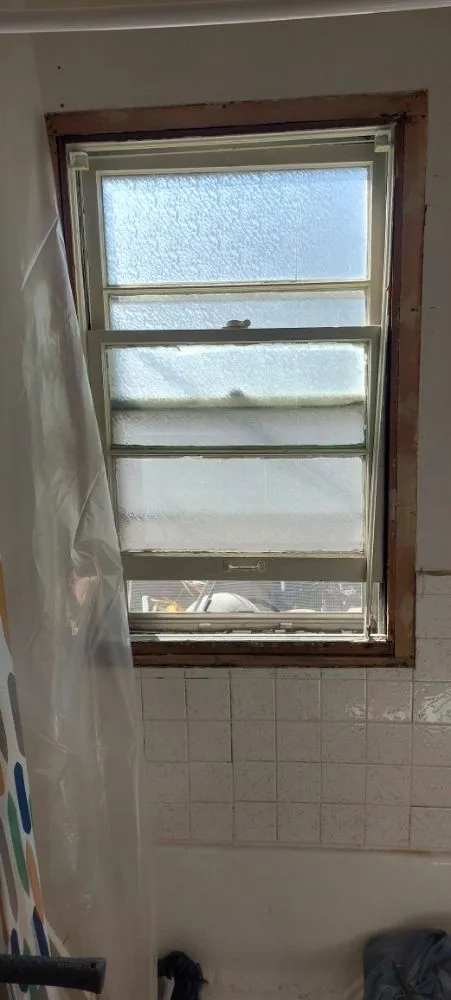 Slide of Lil John Handyman Service