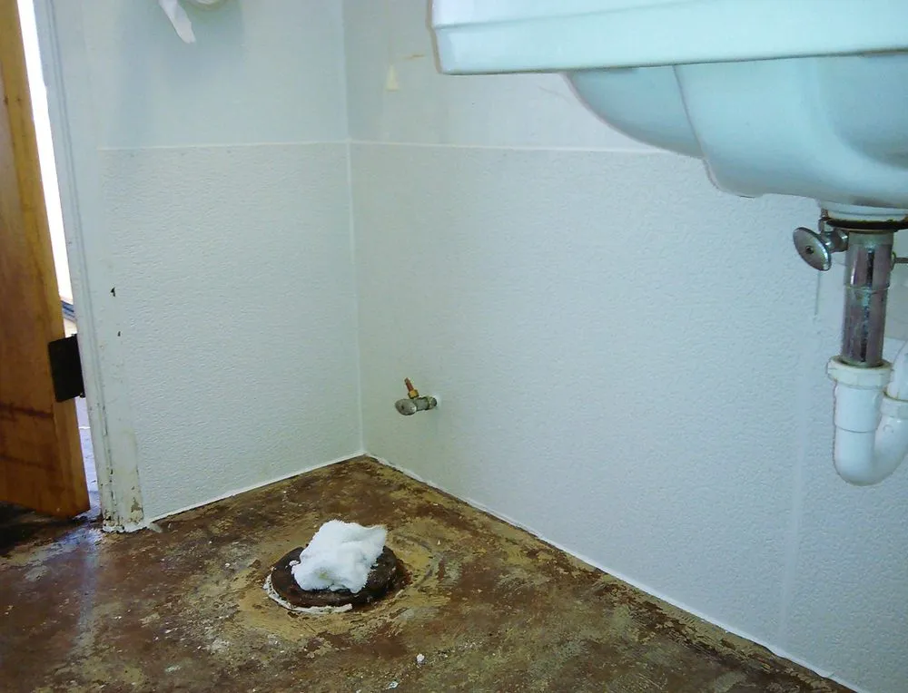 Slide of Lil John Handyman Service