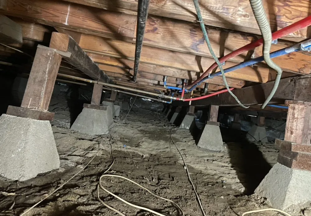 Slide of Linares Handyman