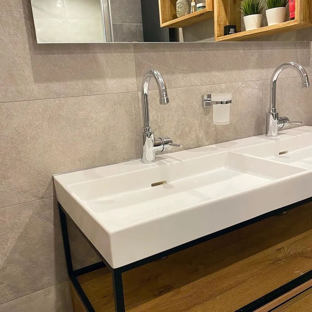 Slide of Lincoln Ave Plumbing