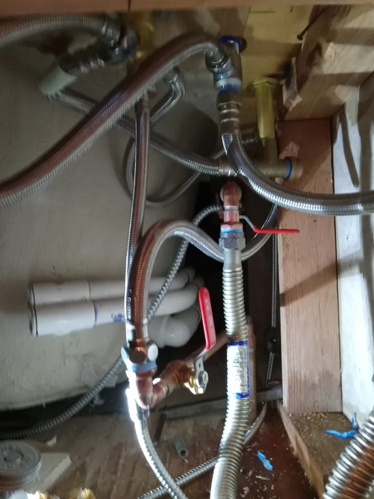 Slide of Lincoln Pipe Plumbing