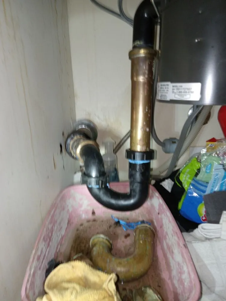 Slide of Lincoln Pipe Plumbing