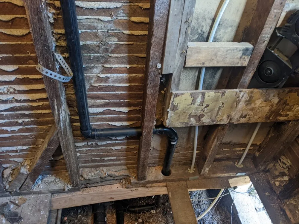 Affordable plumbing repair for homes in Los Angeles, CA by Lincoln Plumbing And Rooter