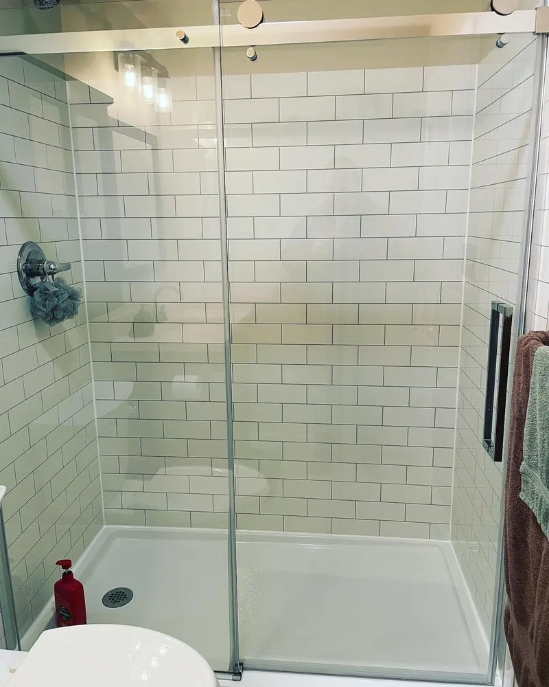 Slide of Lindsey Home Improvement