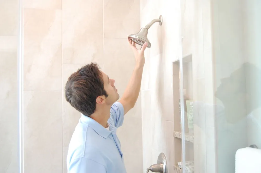 Affordable leak detection experts serving Pompano Beach, FL - Lindstrom Air Conditioning & Plumbing