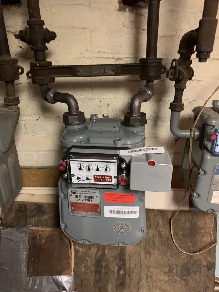 Emergency emergency plumbing service in East Elmhurst, NY - Liquid Tech Plumbing & Heating