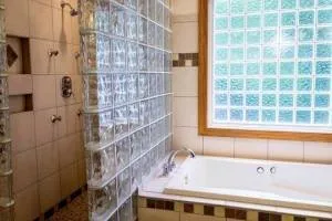 Slide of Litt's Plumbing Kitchen & Bath Gallery