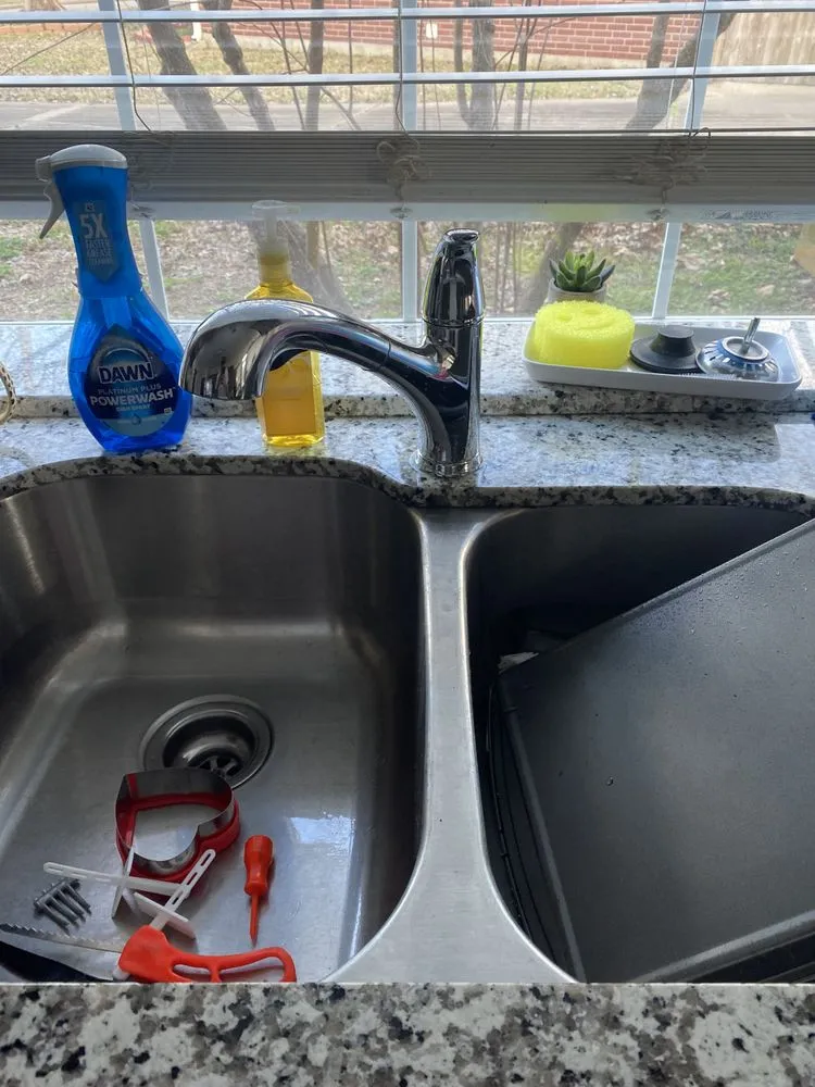 Slide of Livas Contracting Services