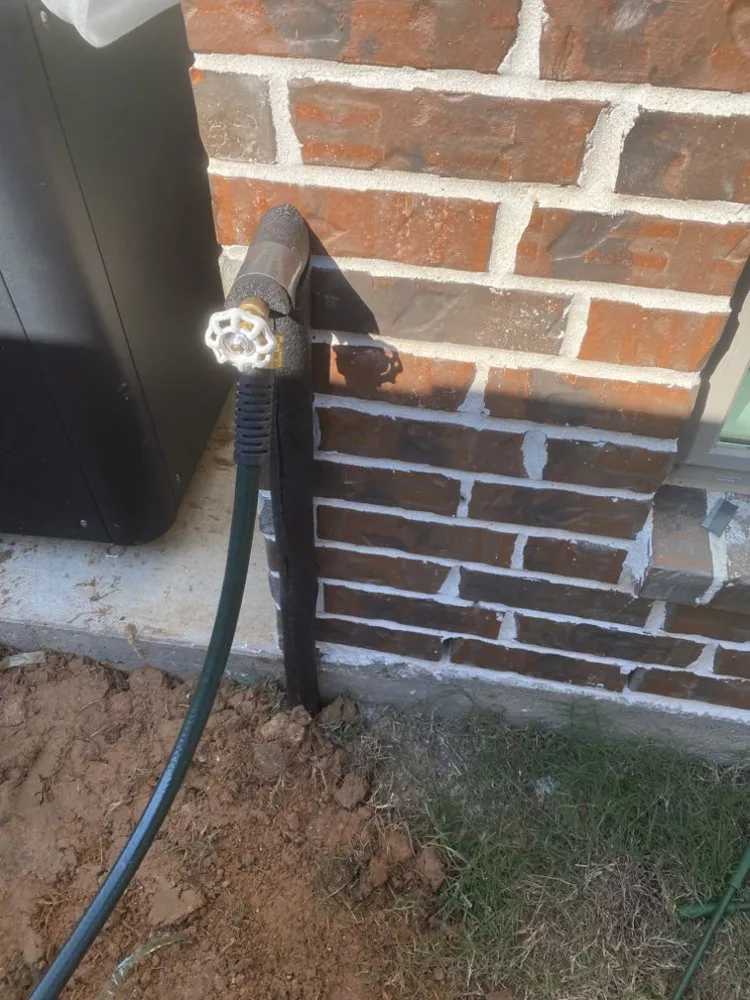 Slide of Livas Contracting Services