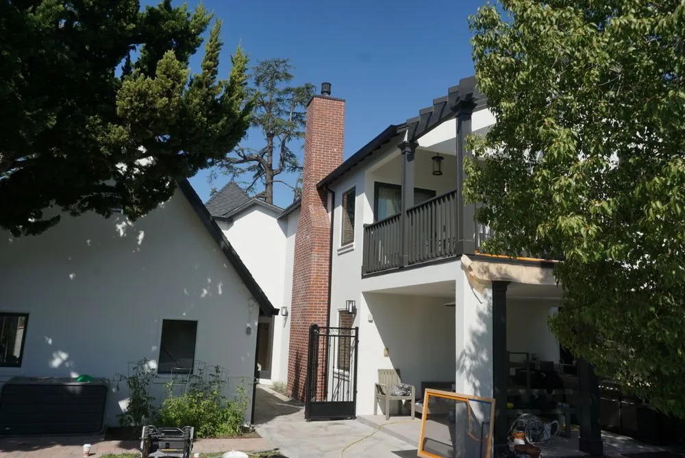 Slide of Living Color Painting & Construction